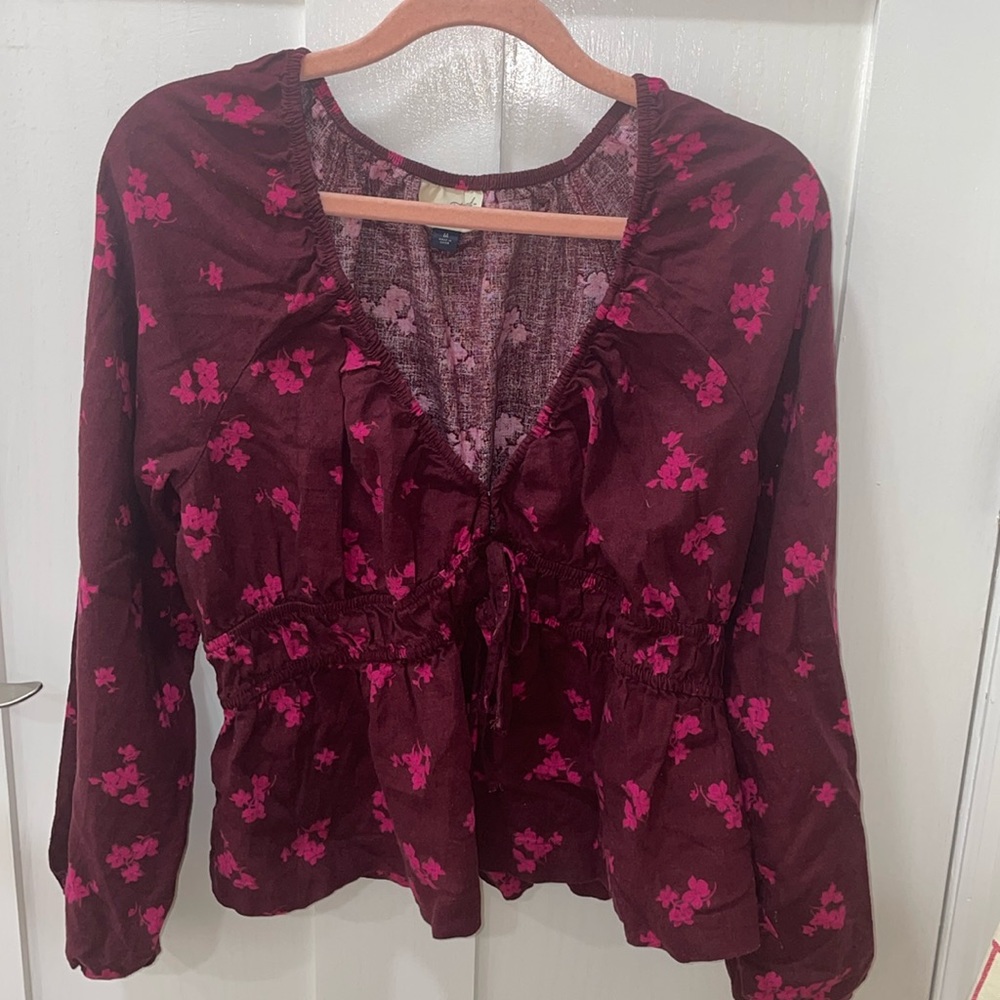 Cute blouse